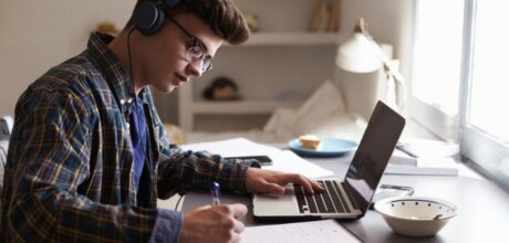 💻 Como a Tecnologia Está Mudando a Forma de Trabalhar e Estudar