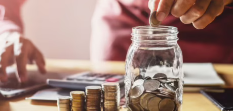 Como sair das dívidas sem deixar de viver: 10 passos para organizar sua vida financeira