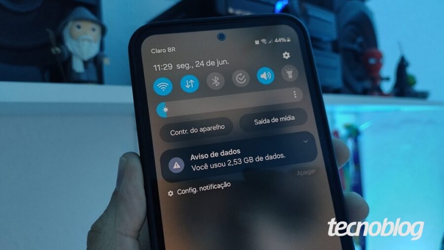Como jogar no celular sem gastar muitos dados móveis